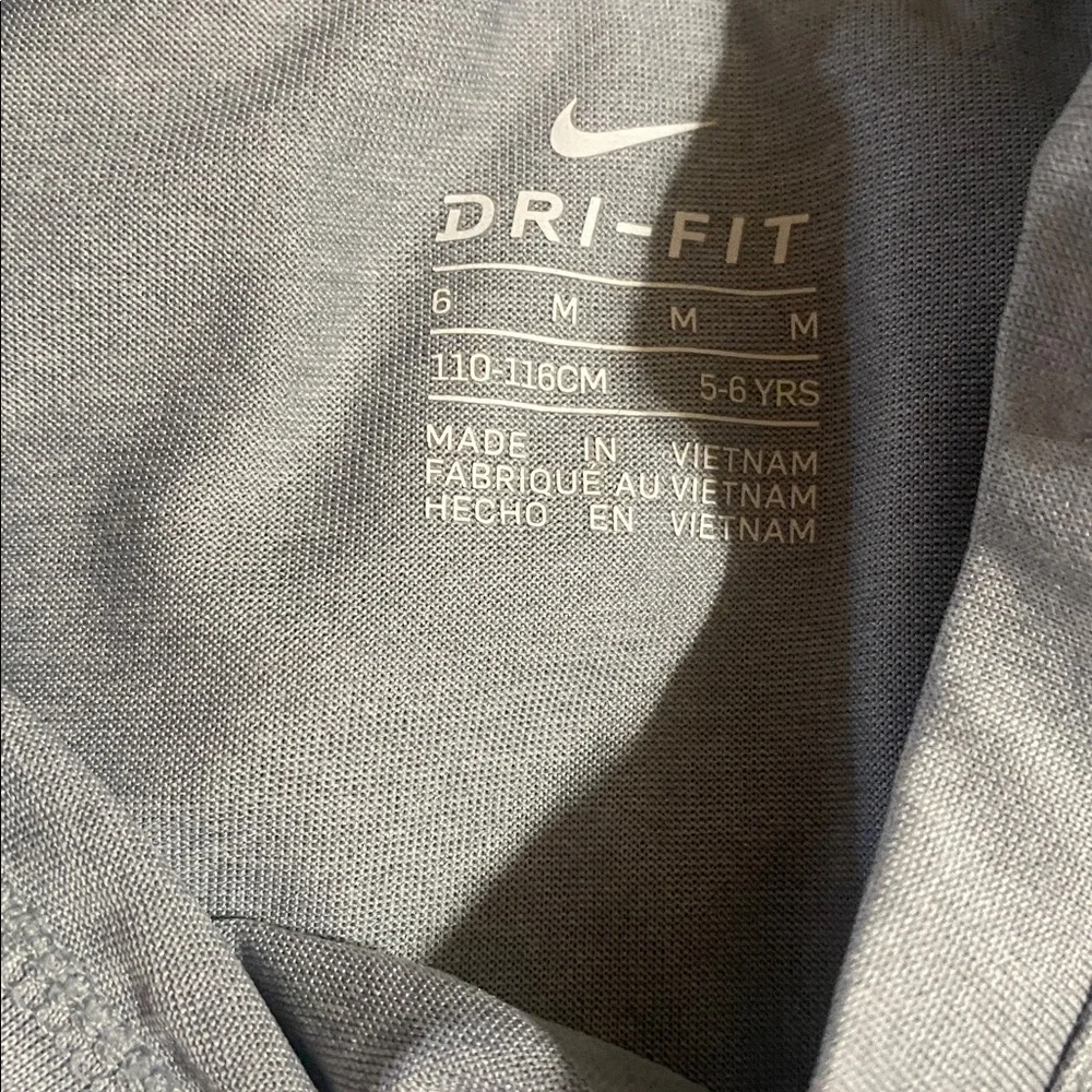 Nike Gray Tee and Aqua Shorts Set - Picture 2 of 4